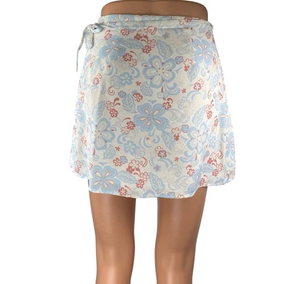 Aritzia Sunday Best White Floral Tie Waist Mini Wrap A-Line Skirt Skort Size XS - Picture 3 of 5